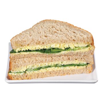 metrogo! Sandwich gourmet aux œufs, concombres et épinards
